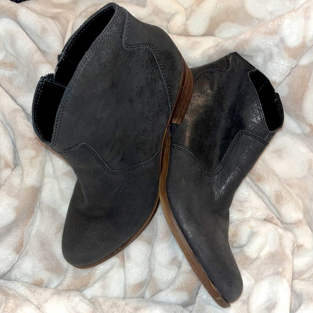 Western Style Lucky Brand Black Leather Belia Ankle Boot Bootie 9.5 New